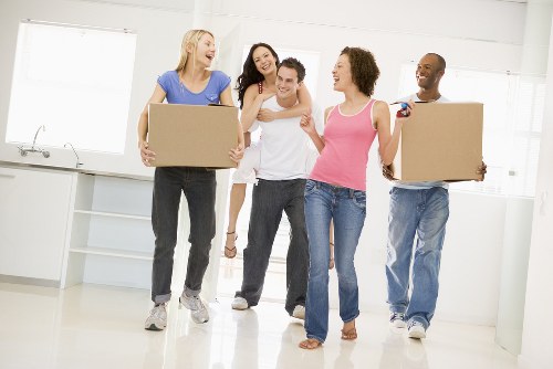 Moving and storage service homepage for Bow